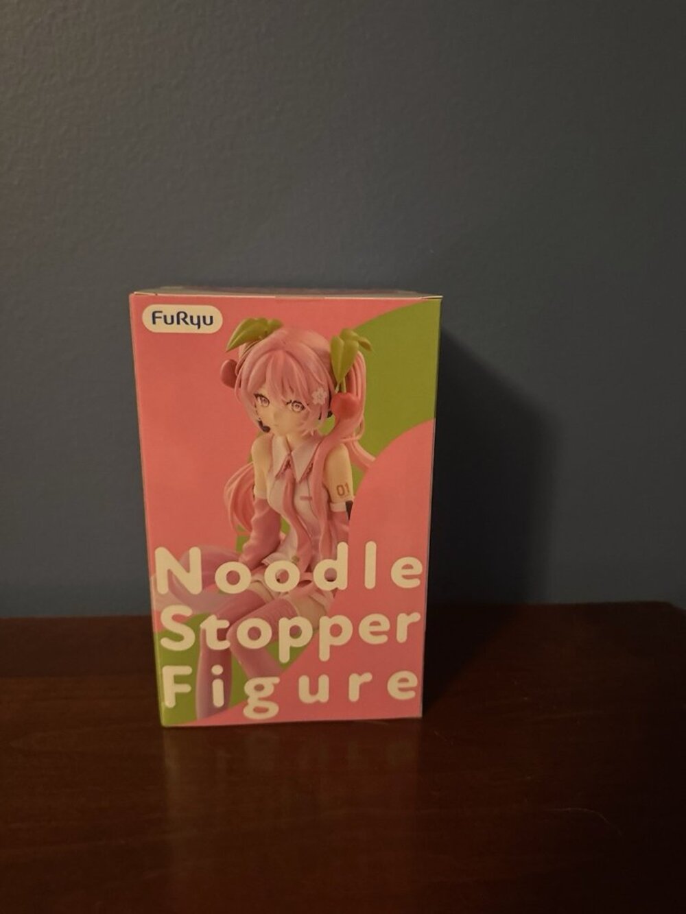 FuRyu Noodle Stopper Hatsune Miku Sakura 2025 Wink Figure New Boxed US Seller
